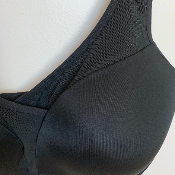 Champion high impact black sports bra size 34DD - Picture 3 of 5